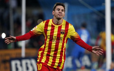 博鱼电竞快讯-乌奈西蒙又零封了夺冠热门